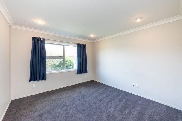 Photo of property in 15 Millbrook Place, Ashhurst, 4810
