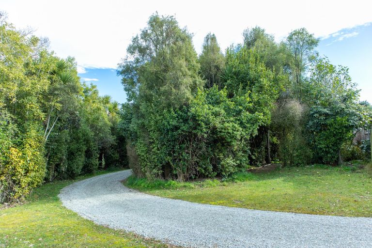 Photo of property in 51 Ribbonwood Road, Geraldine Downs, Geraldine, 7991