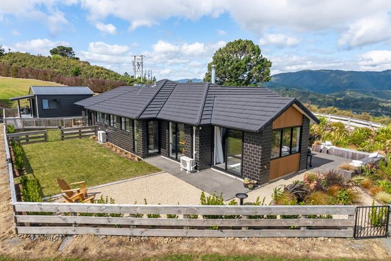 Photo of property in 159 Fairview Drive, Birchville, Upper Hutt, 5372
