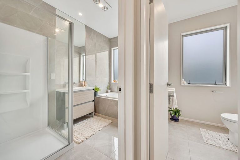 Photo of property in 6 Kainga Lane, Whenuapai, Auckland, 0618