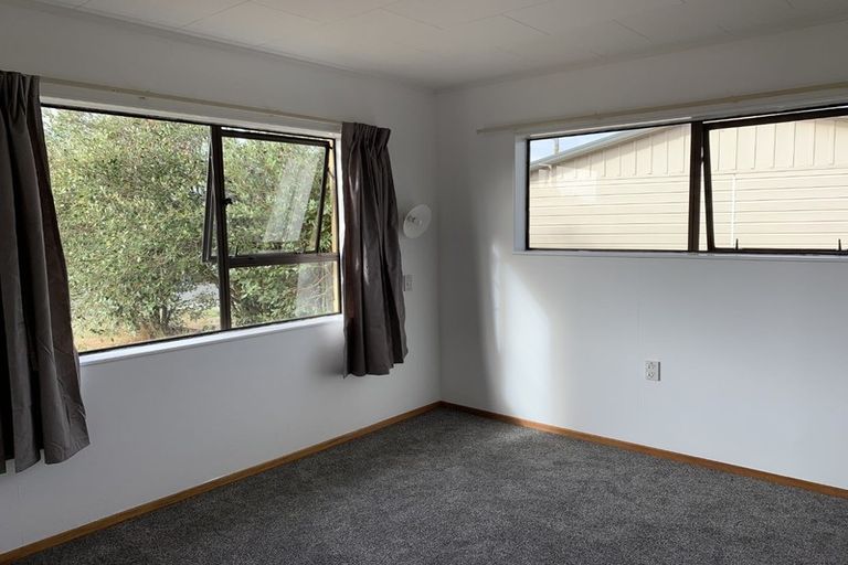 Photo of property in 7a Windlesham Place, Wakefield, 7025