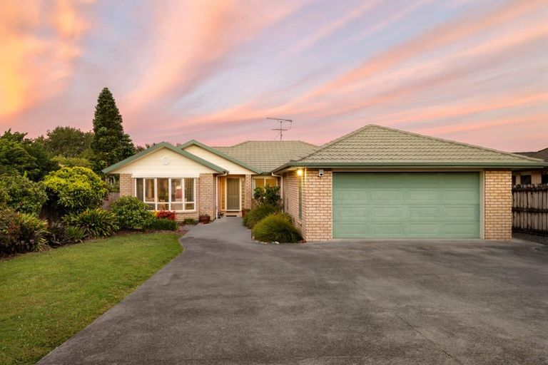 Photo of property in 26 Greig Place, Pukekohe, 2120