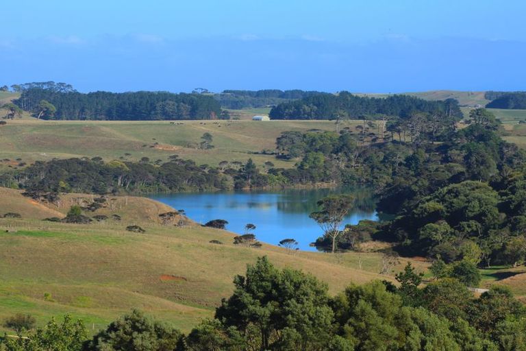 Photo of property in 4 Maungatawhiri Road, Raglan, 3295