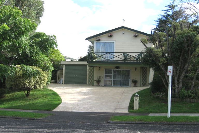 Photo of property in 26 Wycherley Drive, Bucklands Beach, Auckland, 2014