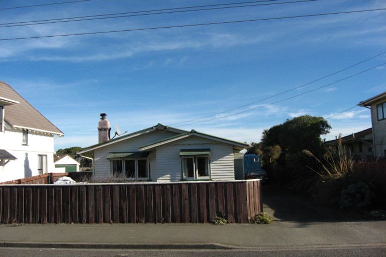 Photo of property in 259 Marine Parade, New Brighton, Christchurch, 8061