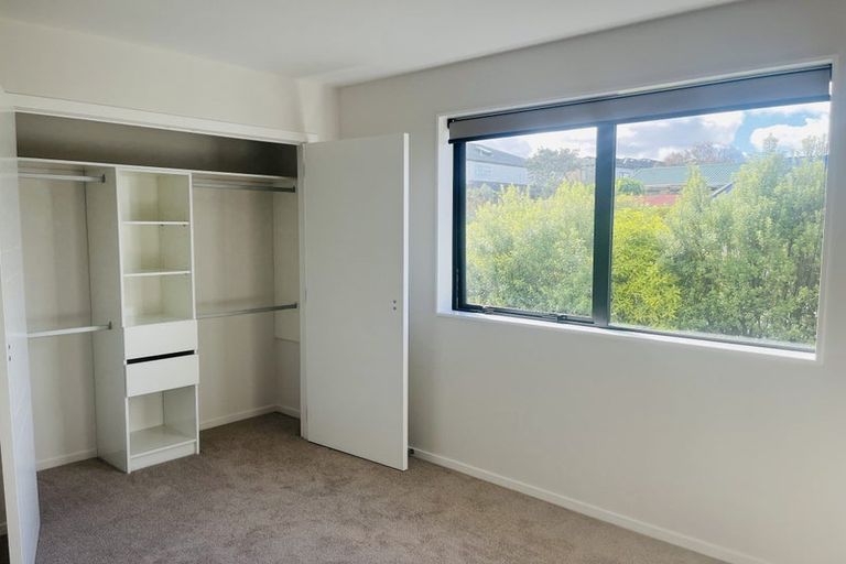 Photo of property in 7a Hinau Street, New Lynn, Auckland, 0600