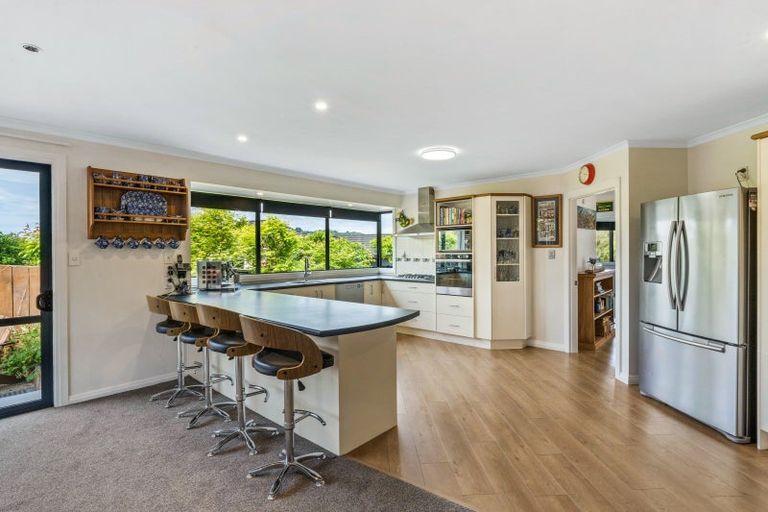 Photo of property in 10 Sunninghurst Drive, Fairfield, Dunedin, 9018