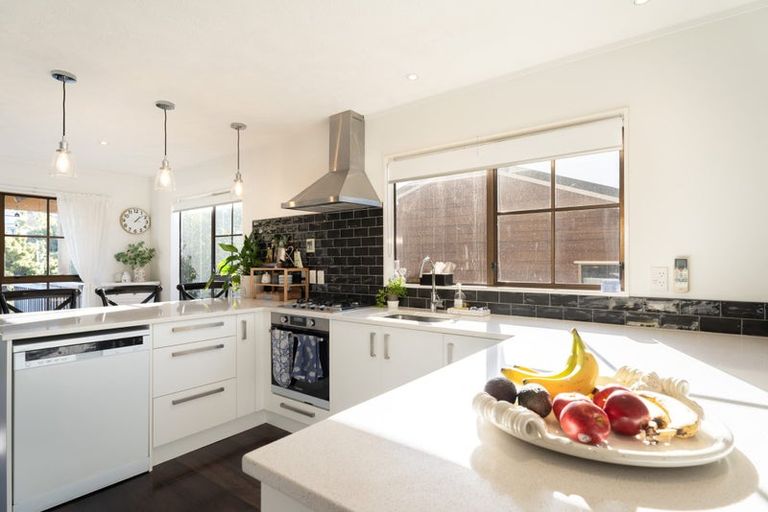 Photo of property in 9 Lakewood Avenue, Churton Park, Wellington, 6037