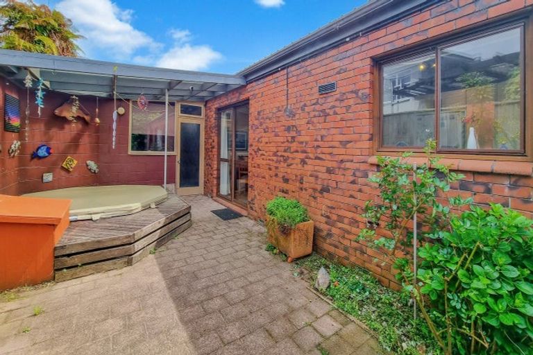 Photo of property in 10 Iles Road, Lynmore, Rotorua, 3010