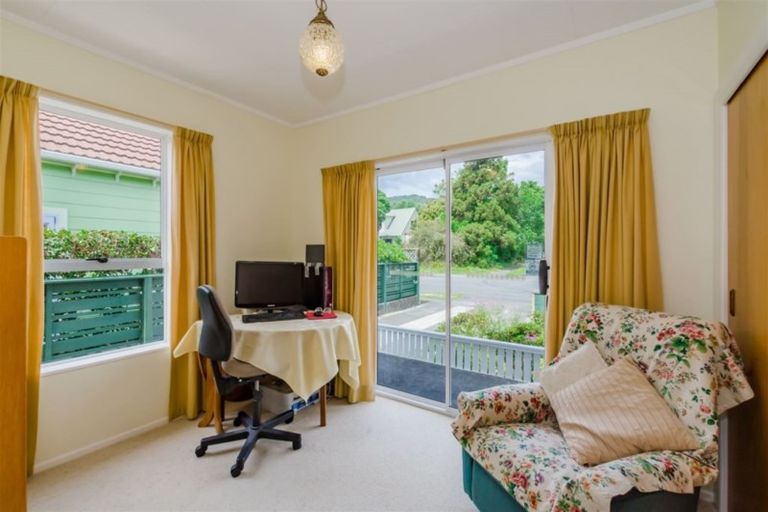 Photo of property in 123 Belvedere Avenue, Waikanae, 5036