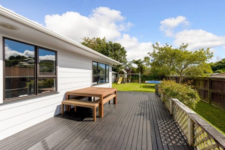 Photo of property in 8 Drummond Crescent, Kelson, Lower Hutt, 5010