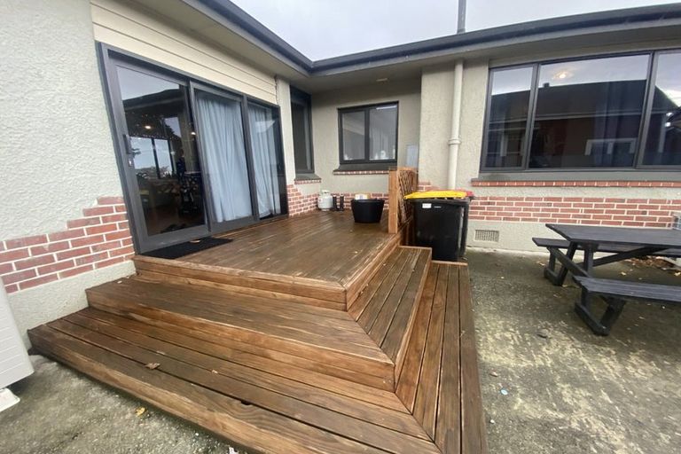 Photo of property in 32 Mary Street, Winton, 9720