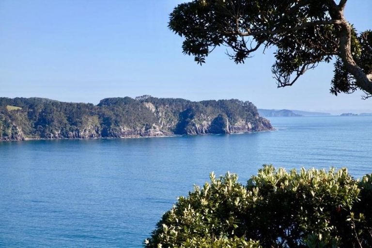 Photo of property in 77 Radar Road, Hot Water Beach, Whitianga, 3591