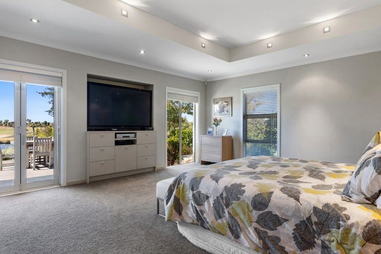 Photo of property in 20 Mapleham Drive, Pegasus, 7612