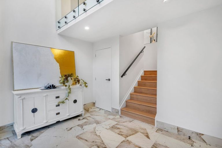 Photo of property in 60a Powrie Street, Glenfield, Auckland, 0629