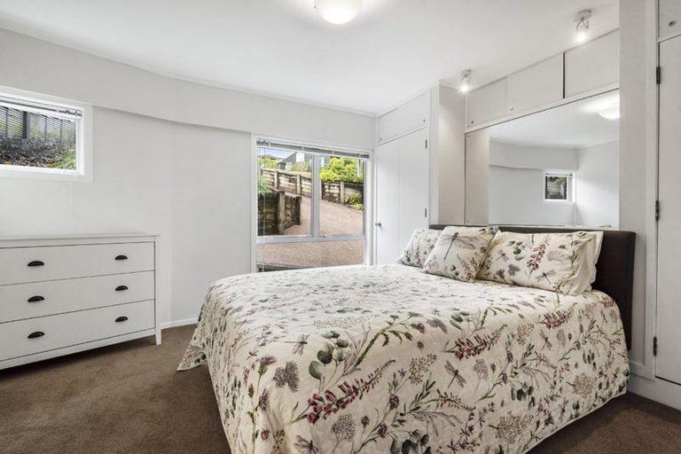 Photo of property in 7 Hume Drive, Hillcrest, Auckland, 0627