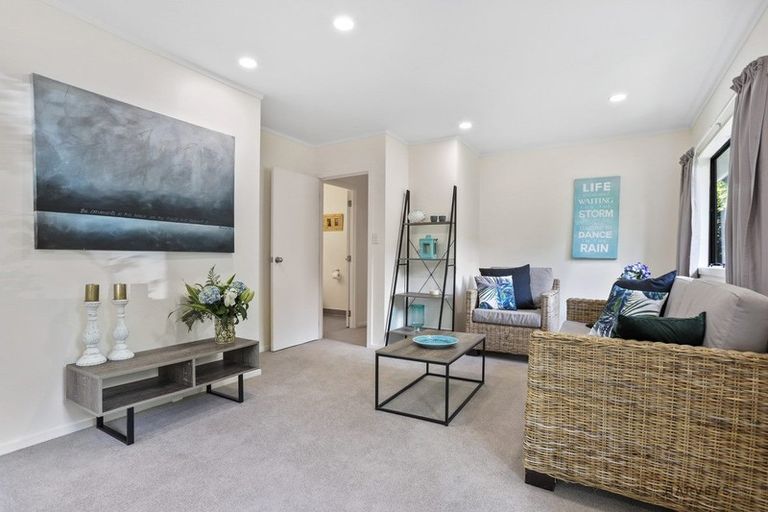 Photo of property in 134 Woodlands Park Road, Titirangi, Auckland, 0604