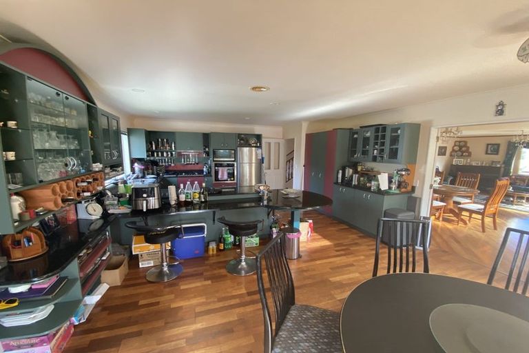 Photo of property in 3 Radstock Grove, Churton Park, Wellington, 6037