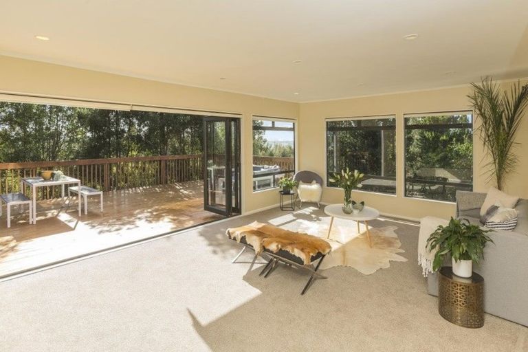Photo of property in 125 Paremoremo Road, Lucas Heights, Auckland, 0632
