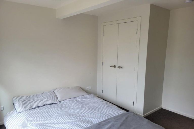 Photo of property in 104 Fulford Street, New Plymouth, 4310