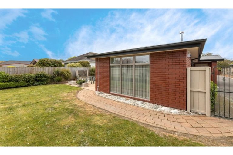 Photo of property in 18 Wayside Avenue, Burnside, Christchurch, 8053