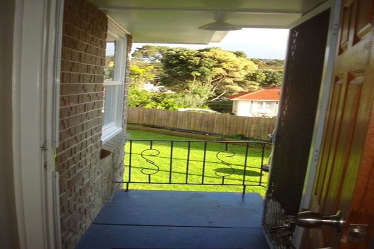 Photo of property in 43 Blease Street, New Lynn, Auckland, 0600
