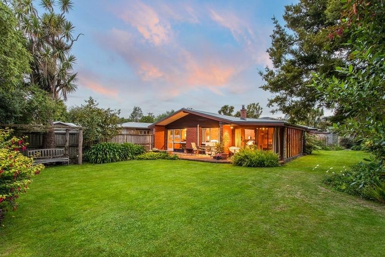 Photo of property in 90 Fisher Avenue, Beckenham, Christchurch, 8023