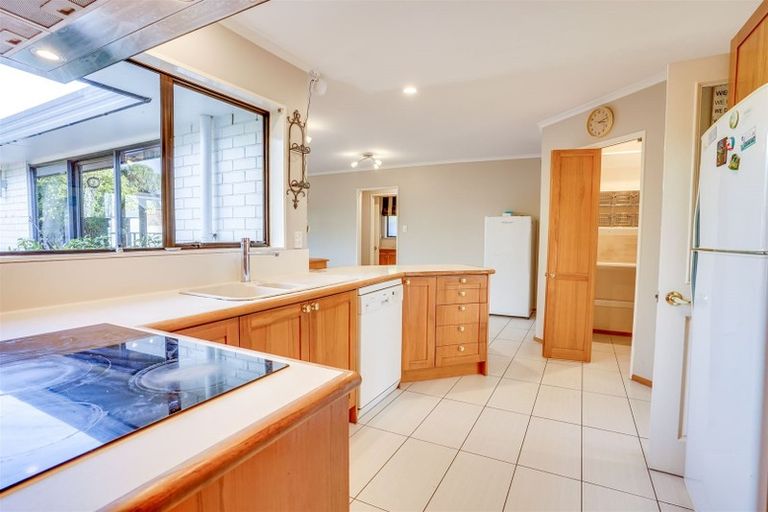 Photo of property in 23 Westlake Drive, Halswell, Christchurch, 8025