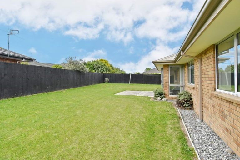Photo of property in 48 Acacia Avenue, Rangiora, 7400