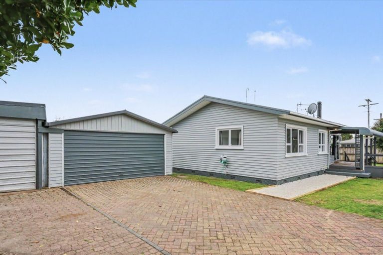 Photo of property in 15 Carlisle Street, Greerton, Tauranga, 3112