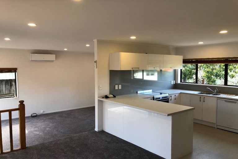 Photo of property in 1/64 Nile Road, Milford, Auckland, 0620