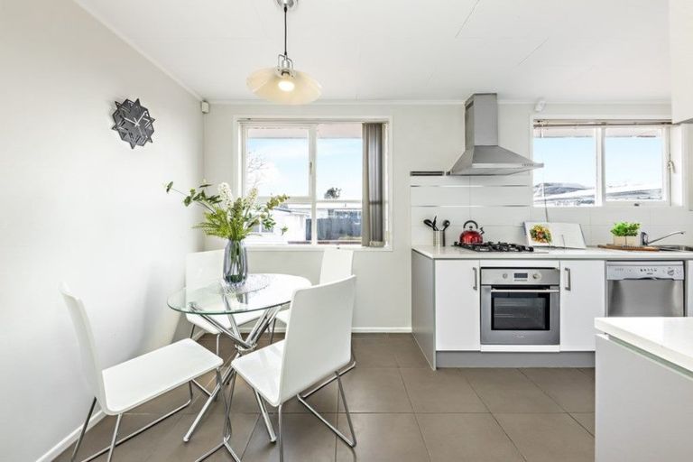 Photo of property in 13 Steven Street, Mangere East, Auckland, 2024