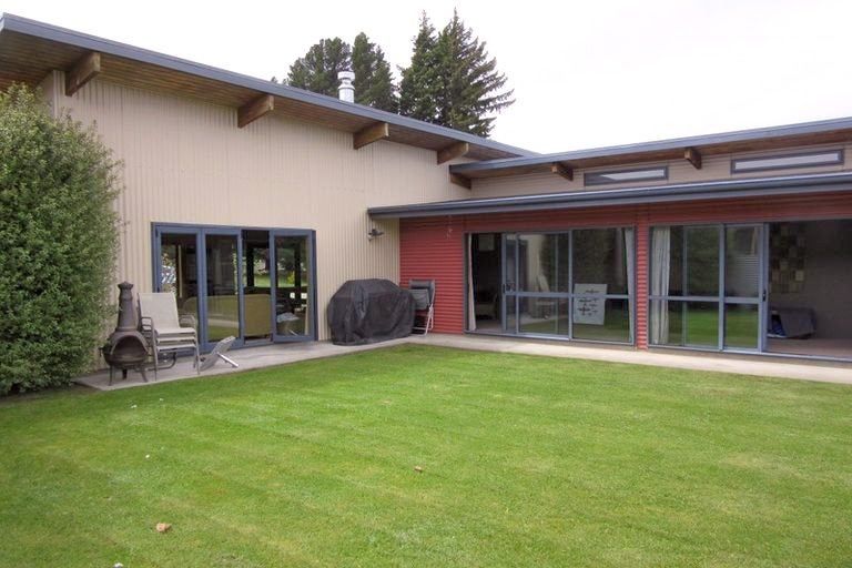 Photo of property in 231 Stone Street, Wanaka, 9305