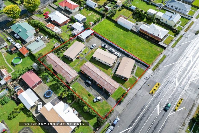 Photo of property in 1-12/71 Main Street, Mataura, 9712