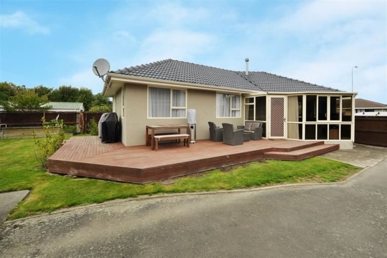 Photo of property in 62 Trevor Street, Hornby, Christchurch, 8042