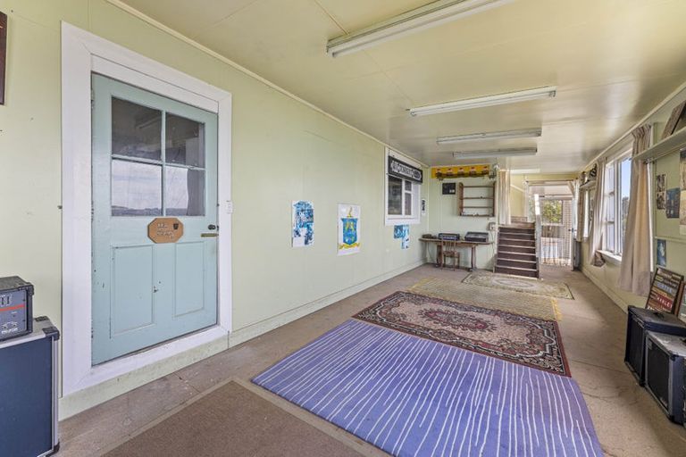 Photo of property in 113 Cliffs Road, Saint Clair, Dunedin, 9012