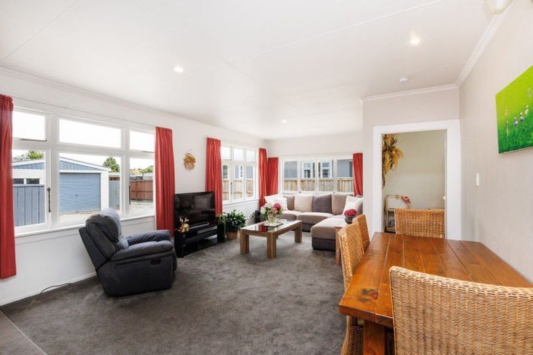 Photo of property in 82 Derby Street, Feilding, 4702