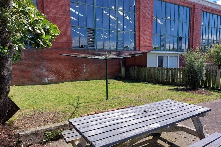 Photo of property in 76 Ross Street, Kilbirnie, Wellington, 6022