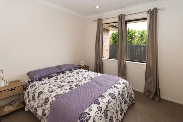 Photo of property in 9b Cosgrave Road, Papakura, 2110