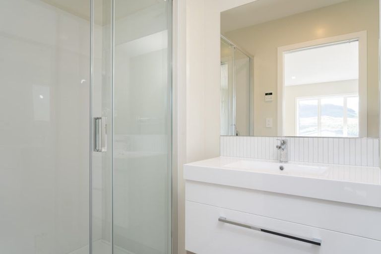 Photo of property in 9 Swinton Place, Churton Park, Wellington, 6037