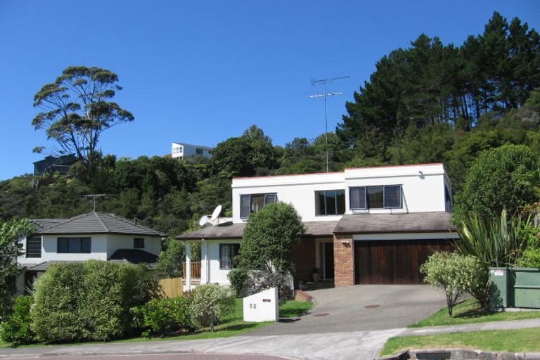 Photo of property in 52 Kate Sheppard Avenue, Torbay, Auckland, 0630