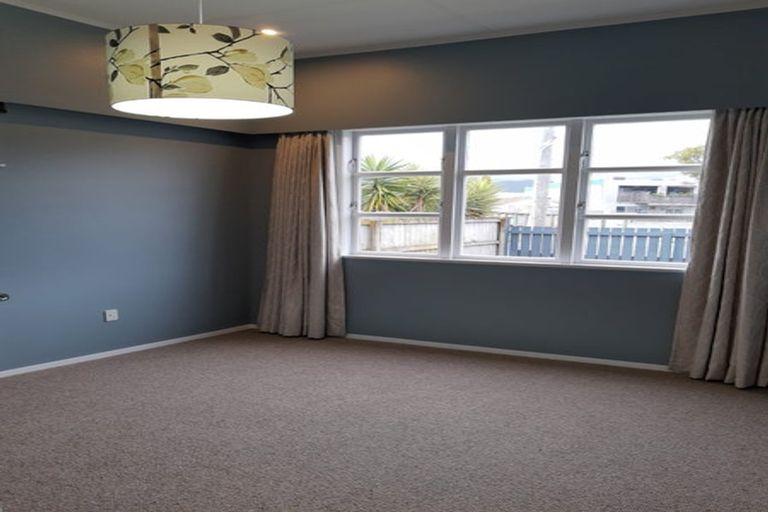 Photo of property in 11 Connolly Street, Boulcott, Lower Hutt, 5010