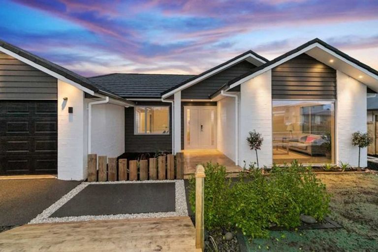 Photo of property in 45 North Ridge Drive, Rototuna North, Hamilton, 3210