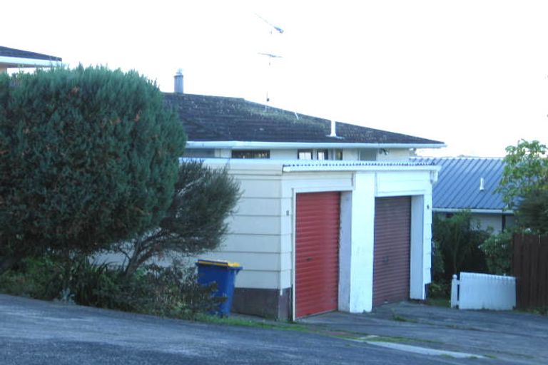 Photo of property in 11 Denarius Lane, Glendene, Auckland, 0602