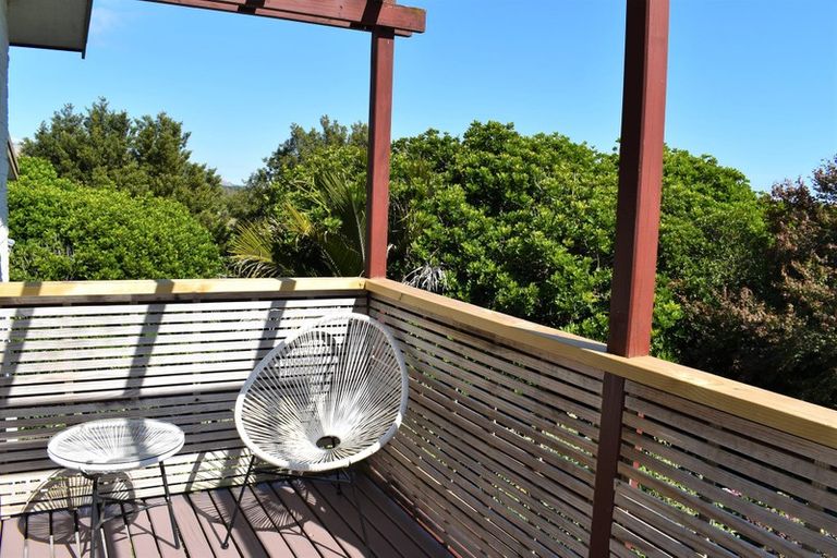 Photo of property in 55 Freemans Road, Otaki, 5512