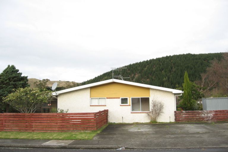 Photo of property in 16b Buckley Grove, Paraparaumu, 5032
