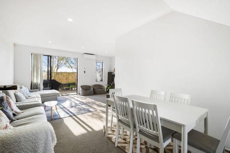 Photo of property in 24/22 Northcross Drive, Oteha, Auckland, 0632