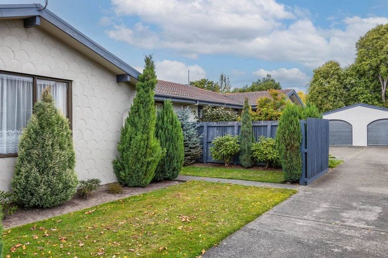 Photo of property in 1/78 Solomon Avenue, Redwood, Christchurch, 8051