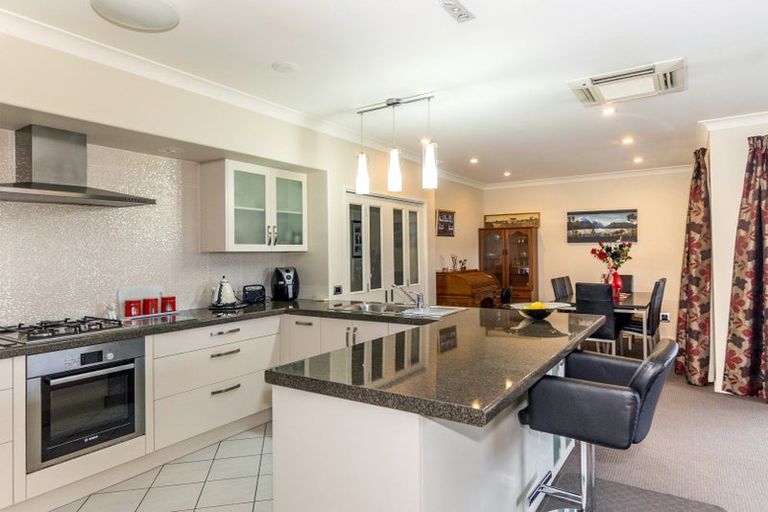 Photo of property in 100 Princes Street, Temuka, 7920