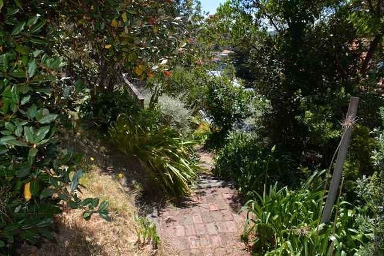 Photo of property in 120 Inglis Street, Seatoun, Wellington, 6022